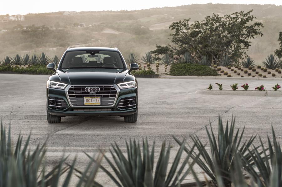  Audi Q5 TDI Quattro S-Line 2016 года  (WW) (фото 40 из 48)